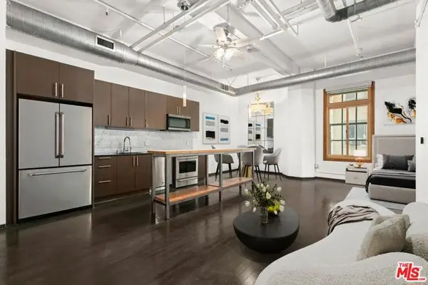 1645 Vine Street #301, Los Angeles, CA 90028