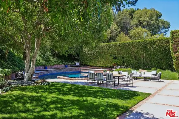 17228 Benner Place, Encino (los Angeles), CA 91316
