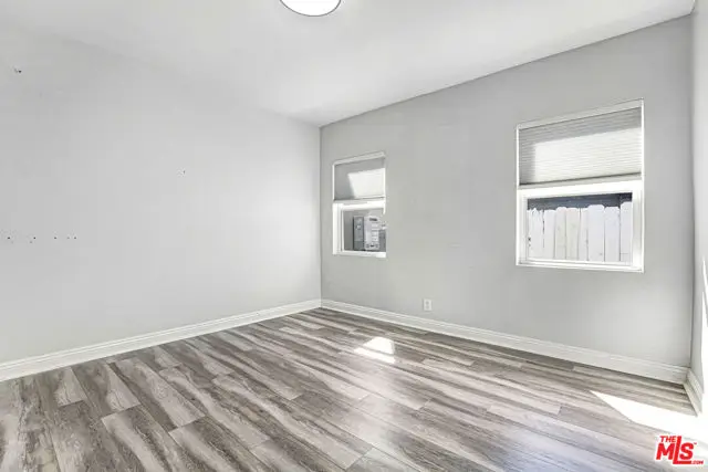 6659 Zelzah Avenue, Reseda, CA 91335 - #3