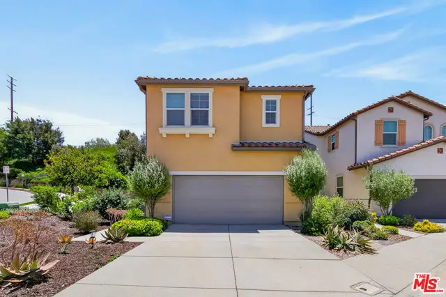19860 Via Ott, Newhall, CA 91321 - #1