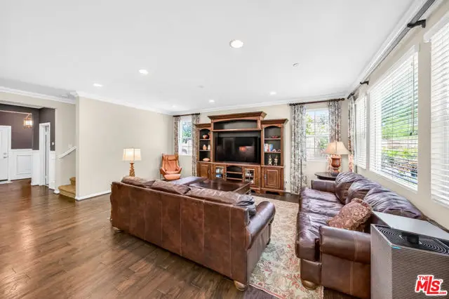 19860 Via Ott, Newhall, CA 91321 - #3