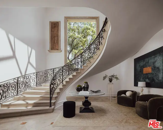 3364 Clerendon Road, Beverly Hills, CA 90210 - #3