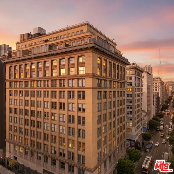 215 W 7th Street #602, Los Angeles, CA 90014