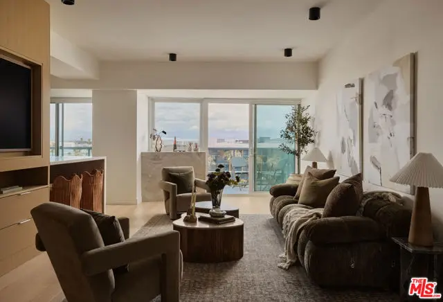 13600 Marina Pointe Drive #604, Marina Del Rey, CA 90292 - #2