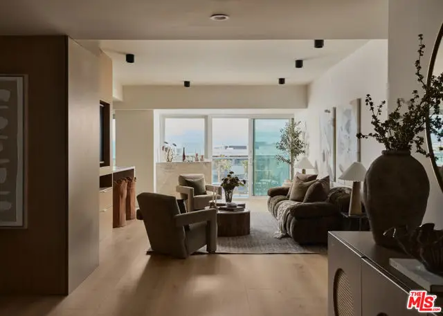 13600 Marina Pointe Drive #604, Marina Del Rey, CA 90292 - #3