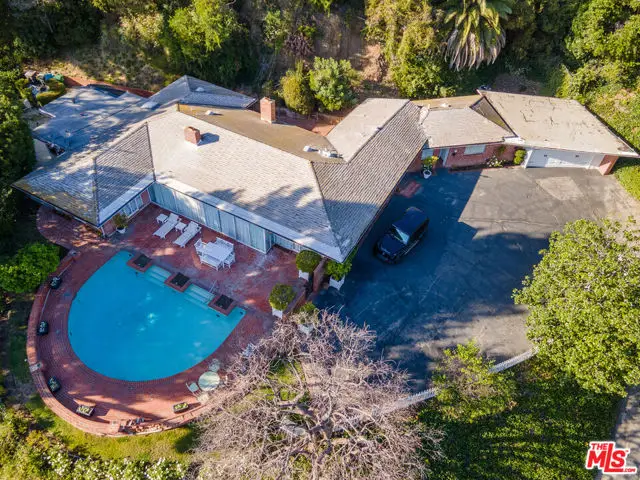 1114 Calle Vista Drive, Beverly Hills, CA 90210 - #3