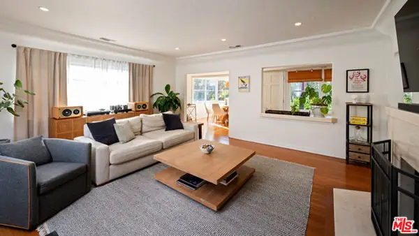 1630 N Benton Way, Los Angeles, CA 90026