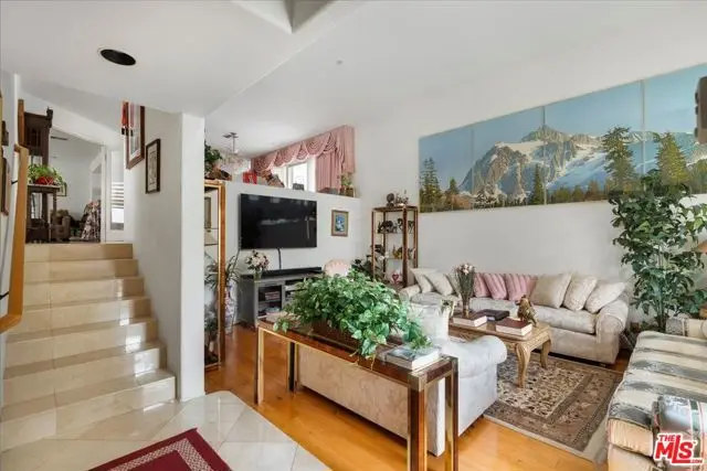 7307 Hannum Avenue, Culver City, CA 90230 - #2