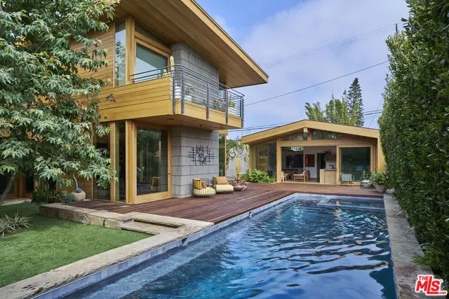 746 Milwood Avenue, Venice, CA 90291 - #2