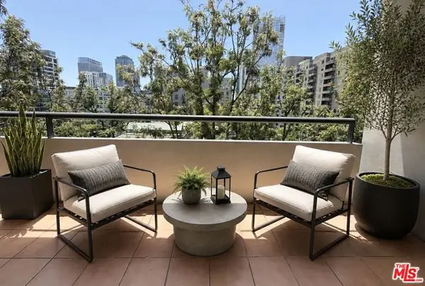 600 W 9th Street #814, Los Angeles, CA 90015