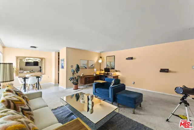 960 Larrabee Street #222, West Hollywood, CA 90069 - #3