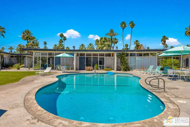2244 E Tahquitz Canyon Way #5, Palm Springs, CA 92262 - #2