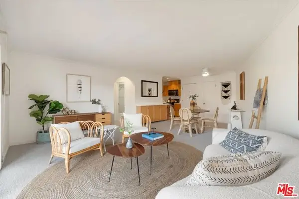 2045 4th Street #301B, Santa Monica, CA 90405