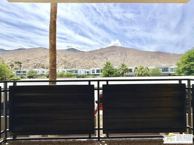 588 E San Lorenzo Road #201, Palm Springs, CA 92264 - #2