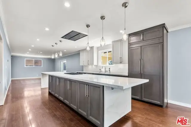 5502 S Chariton Avenue, Los Angeles, CA 90056 - #1