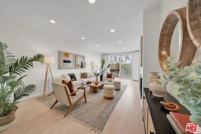 900 Euclid Street #307, Santa Monica, CA 90403 - #3