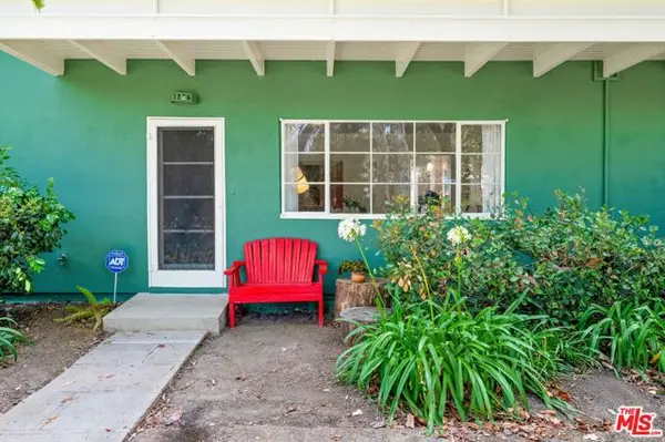 5226 Village Green, Los Angeles, CA 90016