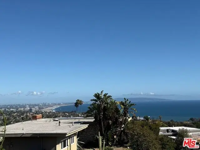 1073 Glenhaven Drive, Pacific Palisades, CA 90272 - #1
