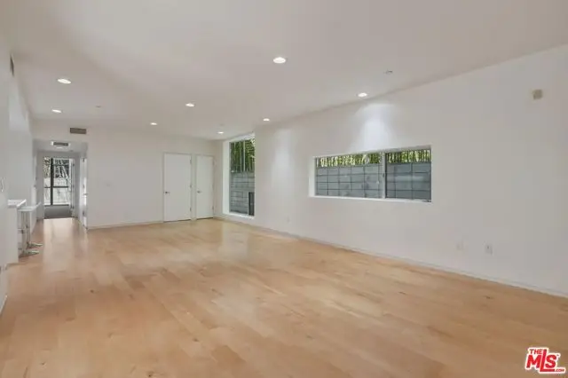 825 N Kings Road #1, West Hollywood, CA 90069 - #2