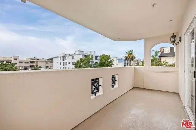 1948 Malcolm Avenue #305, Los Angeles, CA 90025 - #2