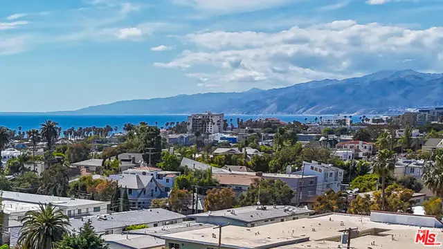 441 Raymond Avenue #5, Santa Monica, CA 90405 - #3