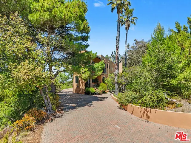 22067 Saddle Peak Road, Topanga, CA 90290 - #3