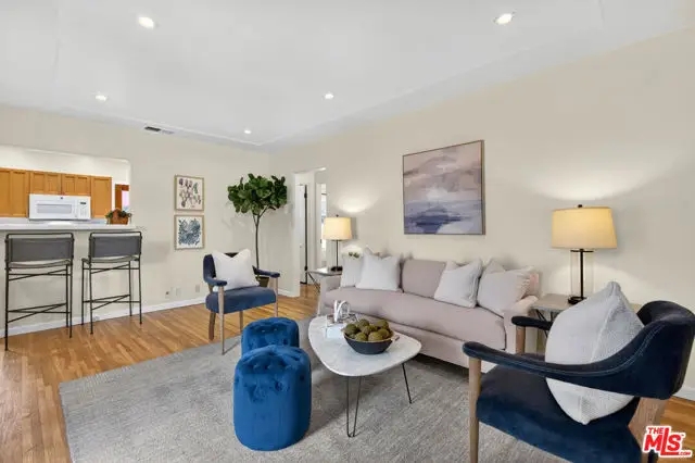 2822 11th Street, Santa Monica, CA 90405 - #3