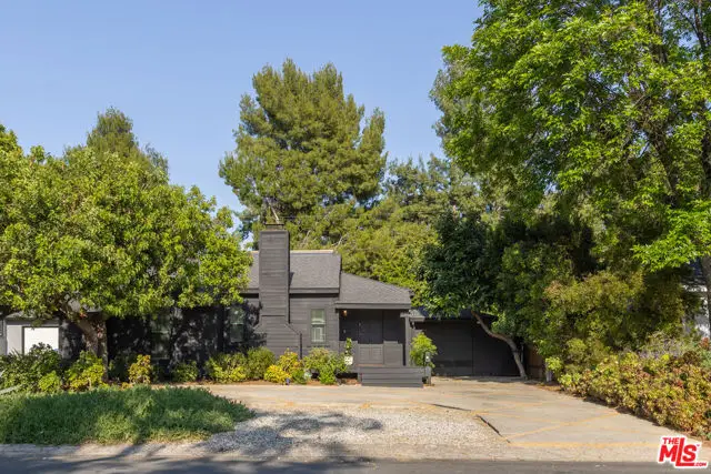 5850 Vesper Avenue, Van Nuys, CA 91411 - #2