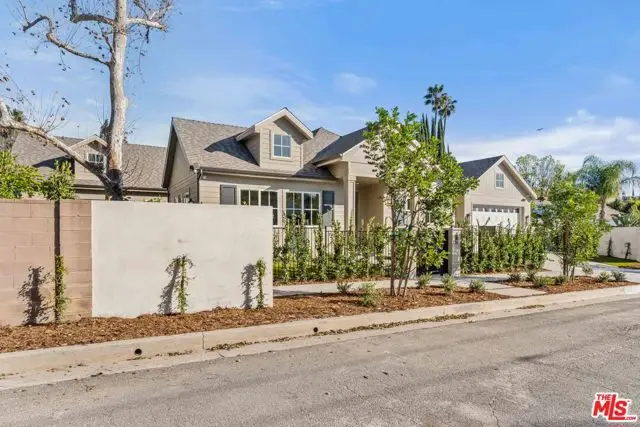 4912 Beeman Avenue, Valley Village, CA 91607 - #2