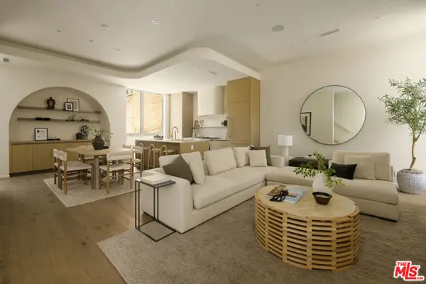 1119 Sanborn Avenue, Los Angeles, CA 90029