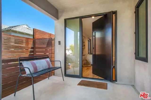 3558 S Muirfield Road, Los Angeles, CA 90016 - #2