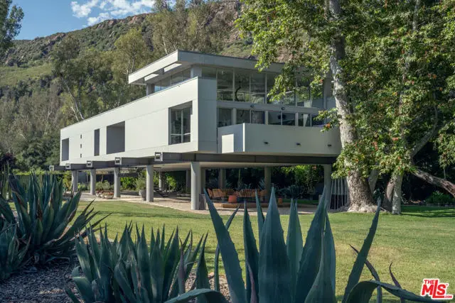 30047 Mulholland Highway, Agoura Hills, CA 91301 - #1