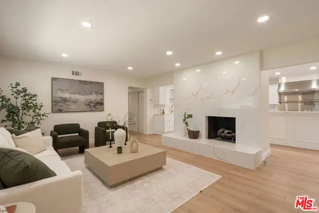 1010 E Leadora Avenue, Glendora, CA 91741 - #1