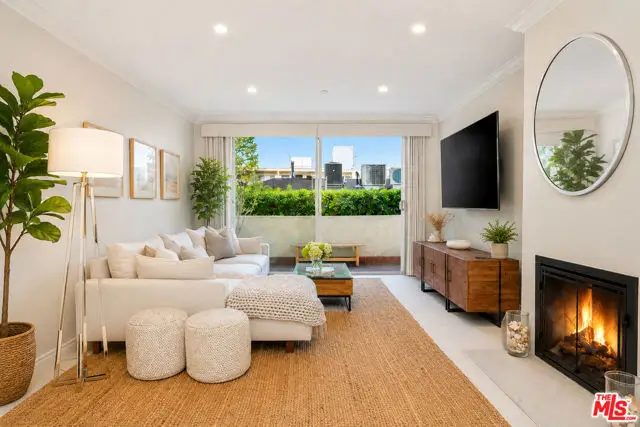 125 Montana Avenue #204, Santa Monica, CA 90403 - #1