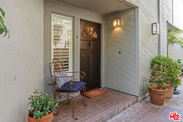 832 15th Street #4, Santa Monica, CA 90403 - #3