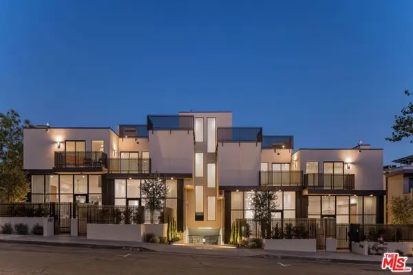 924 West Knoll Drive, West Hollywood, CA 90069