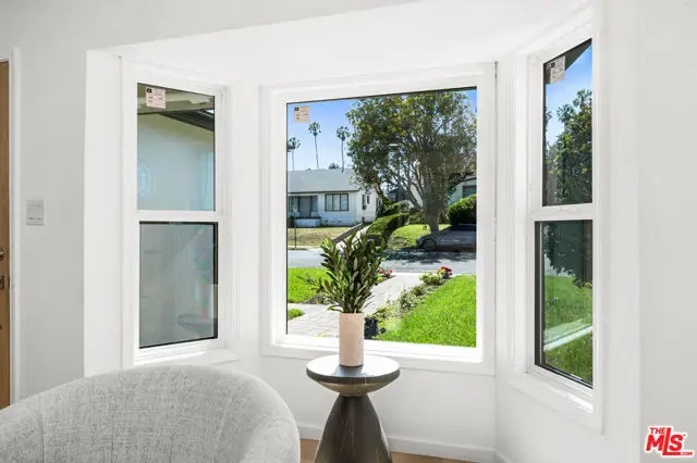 5124 Hillcrest Drive, Los Angeles, CA 90043 - #3
