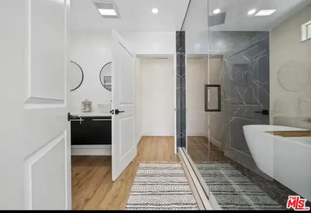 5750 5th Avenue, Los Angeles, CA 90043 - #3