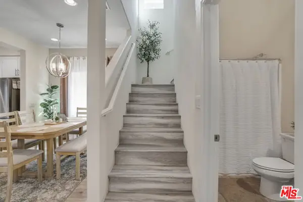 22755 Walnut Park Lane, Newhall (santa Clarita), CA 91321