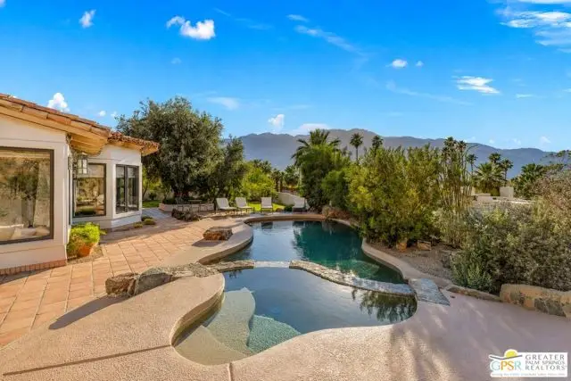 2300 S Bisnaga Avenue, Palm Springs, CA 92264 - #3