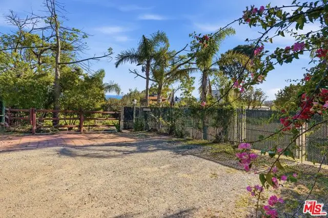 27555 Pacific Coast Highway, Malibu, CA 90265 - #2