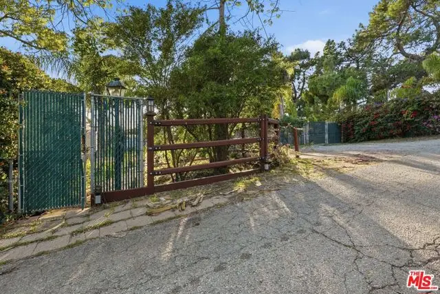 27555 Pacific Coast Highway, Malibu, CA 90265 - #3