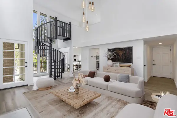 11601 Montana Avenue #PH7, Los Angeles, CA 90049