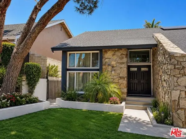 5456 Marjan Avenue, Los Angeles, CA 90056