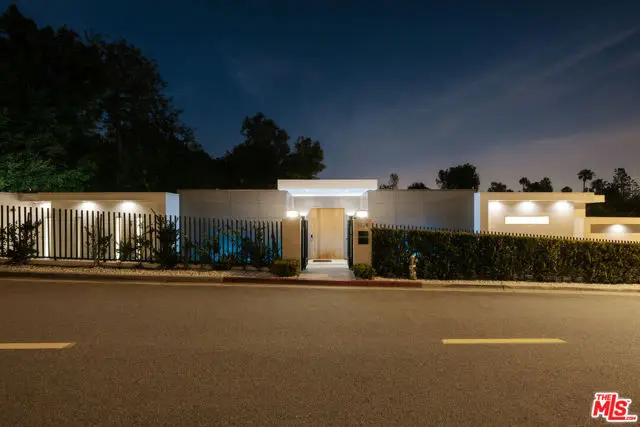1124 Summit Drive, Beverly Hills, CA 90210 - #1