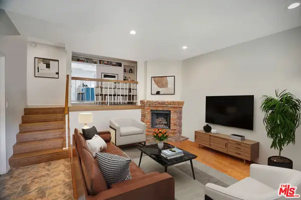 7100 Balboa Boulevard #702, Van Nuys (los Angeles), CA 91406