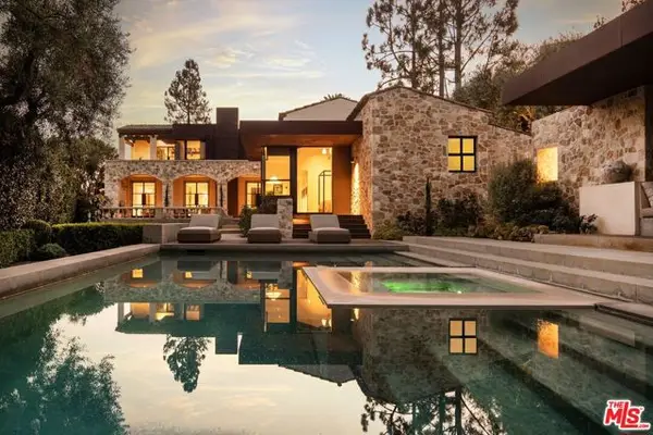 976 N Alpine Drive, Beverly Hills, CA 90210