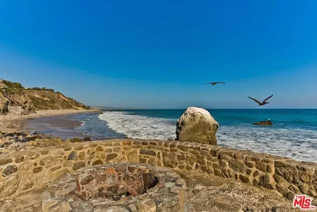 33002 Pacific Coast Highway, Malibu, CA 90265 - #3