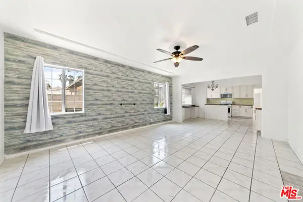 4927 W 99th Street, Inglewood, CA 90301