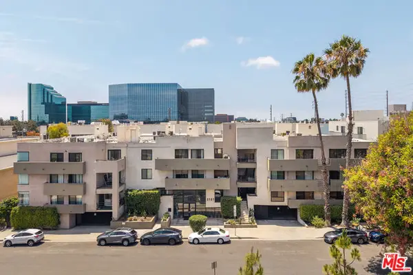 2121 Beloit Avenue #301, Los Angeles, CA 90025